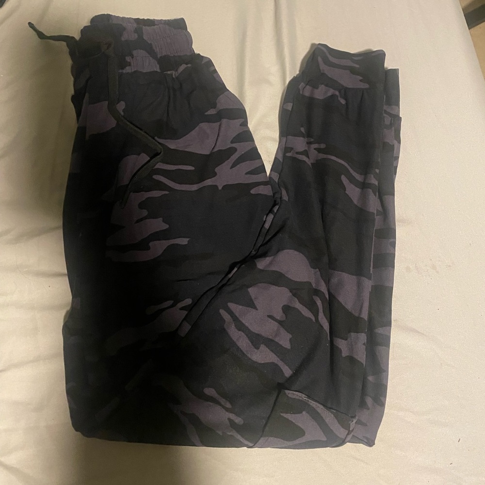 Grayish camo joggers